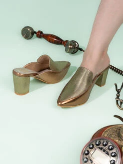 Alberto Torresi Women’s Metallic Gold Block Heel Mules 15 Alberto Torresi Women’s Metallic Gold Block Heel Mules -Urban Shoes Store 1021 BROWN GOLD 8
