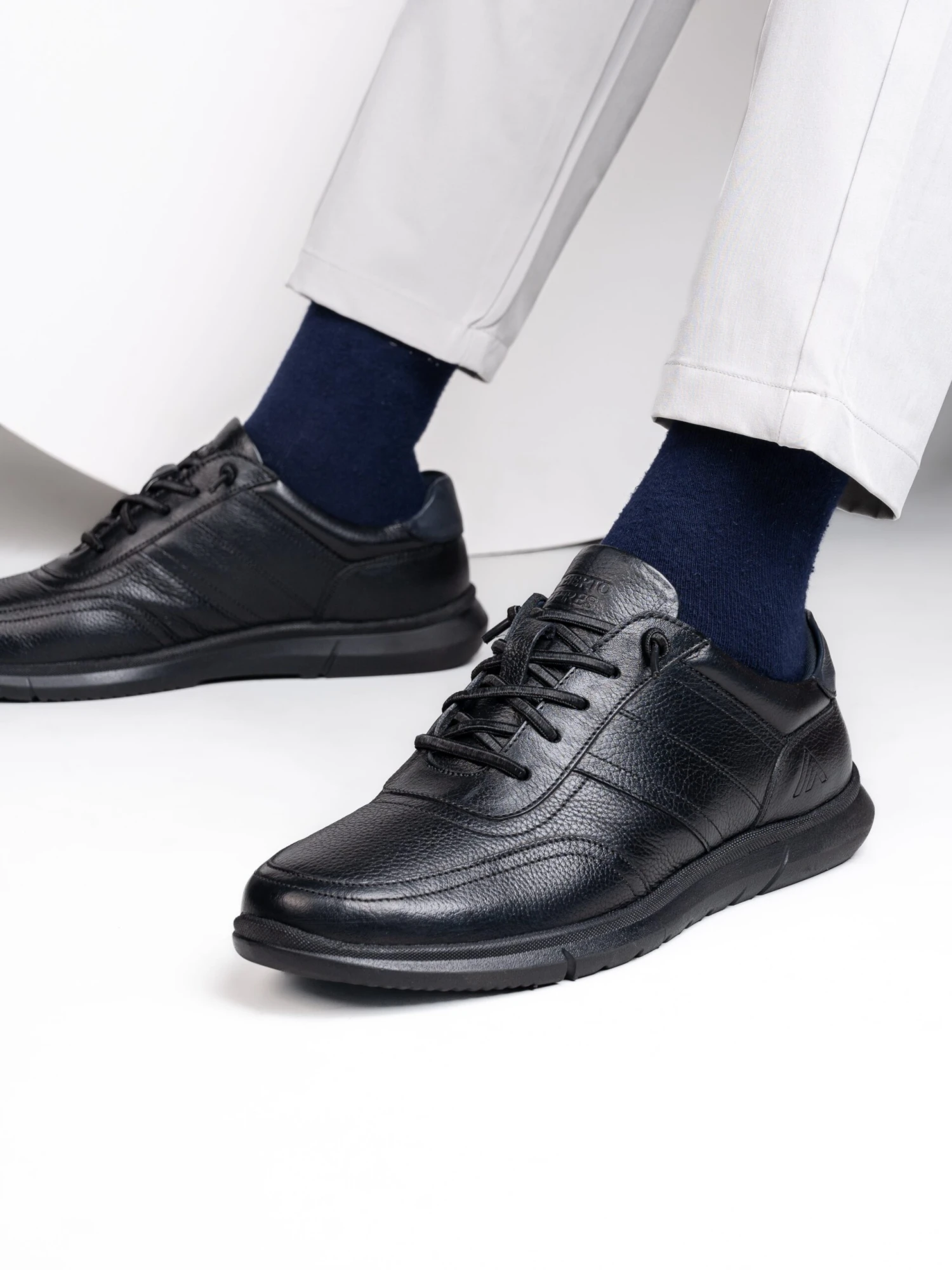 Alberto Torresi Mild Leather Sneakers For Men Walk In Style And Comfort 1 Alberto Torresi Mild Leather Sneakers For Men Walk In Style And Comfort