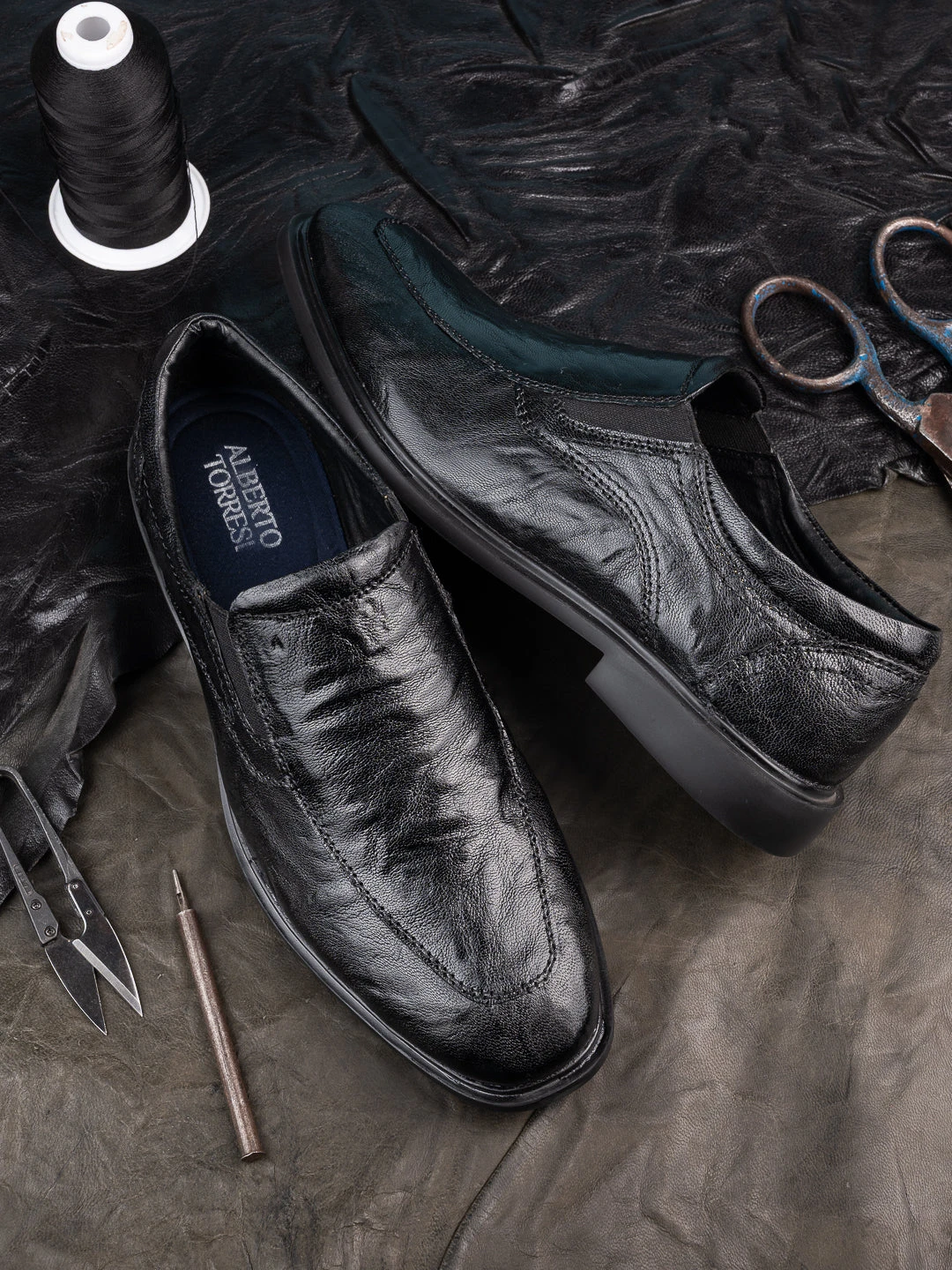 Alberto Torresi Shiny CrinkleBlack Leather Slip InSneakers Eva Sole Formals 1 Alberto Torresi Shiny CrinkleBlack Leather Slip InSneakers Eva Sole Formals