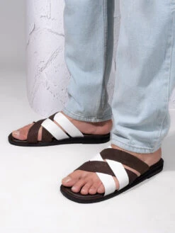 Alberto Torresi MenBrown Slippers