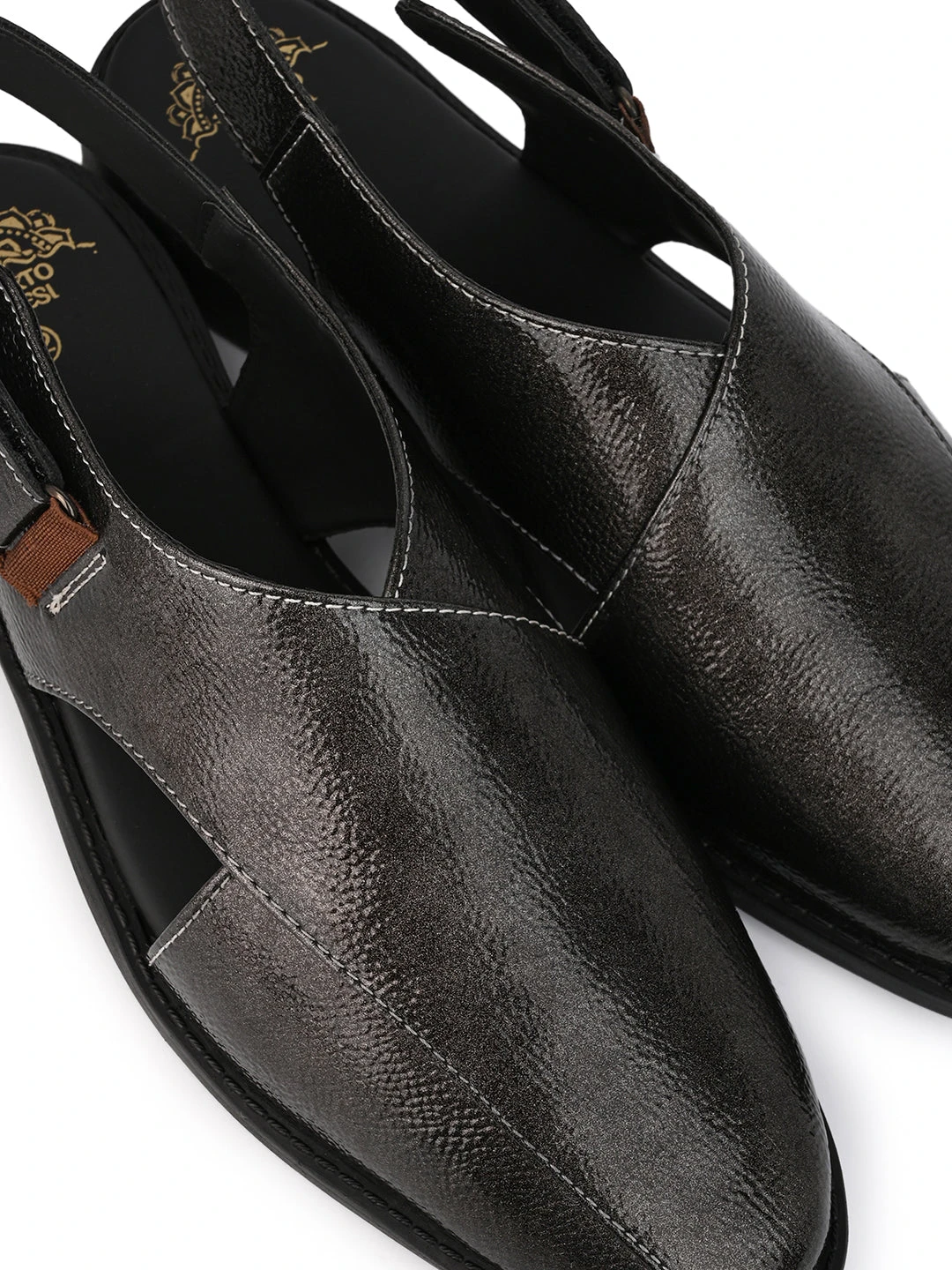 Alberto Torresi Grey Patent Crinkle Peshawari Sandal With Padded Insole 5 Alberto Torresi Grey Patent Crinkle Peshawari Sandal With Padded Insole - Image 5